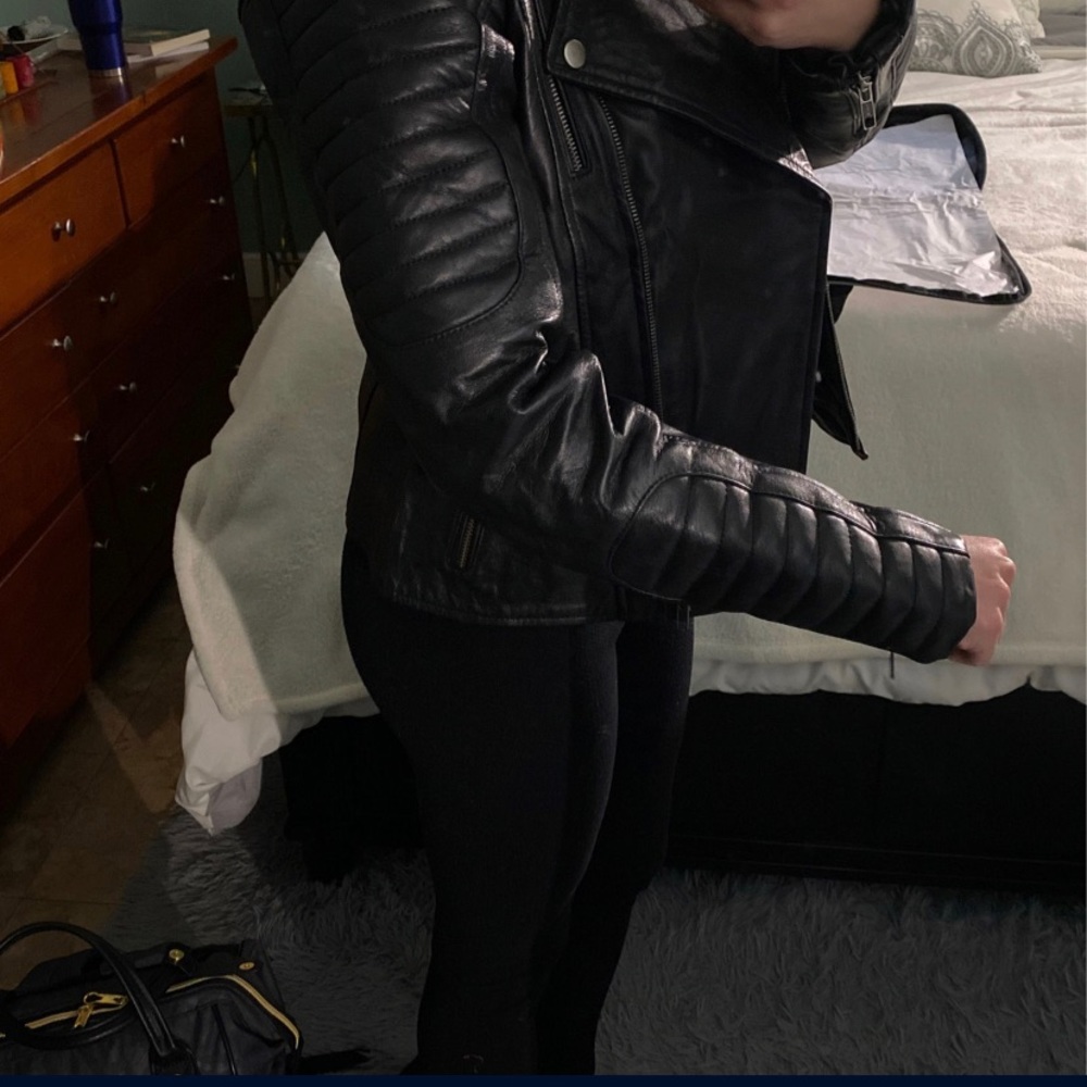 Leather Jacket (Authentic) - Picture 2 of 10